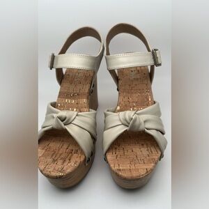 EUC Korks Dawson Platform Wedge Sz 9